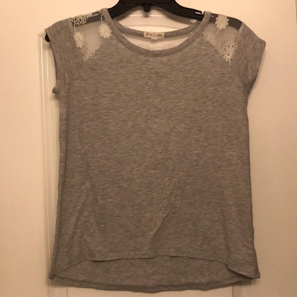 A Tucker&Tate girls shirt - [A small in Women]
